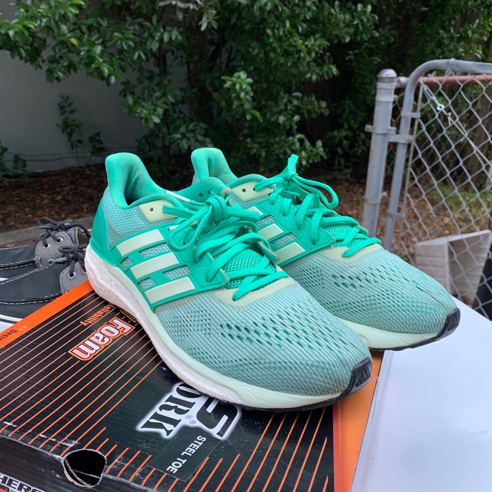 Adidas supernova men’s size 11